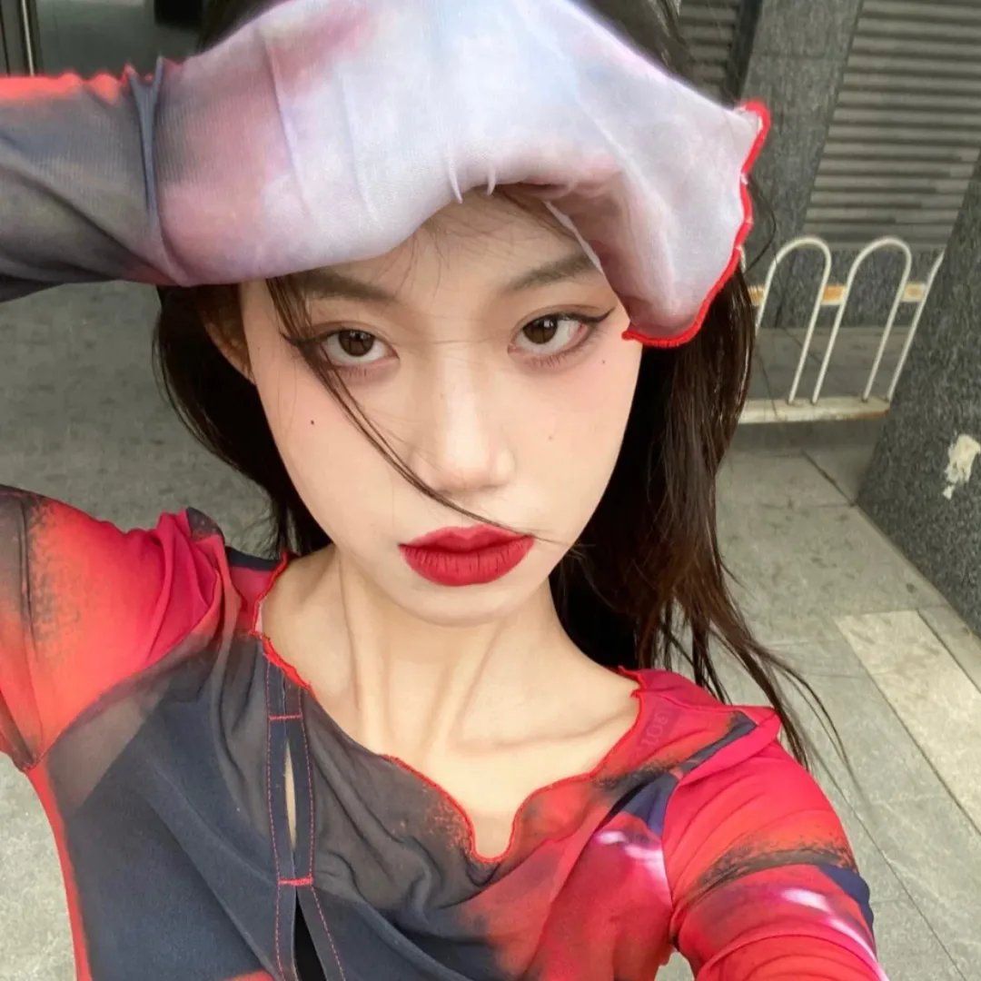 银杏烟火·终章海报